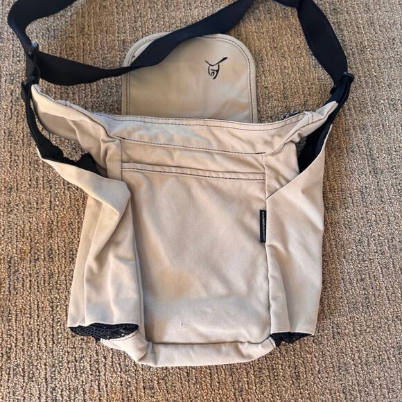 Overland Equipment canvas travel bag crossbody purse lots of pockets khaki - Picture 4 of 7